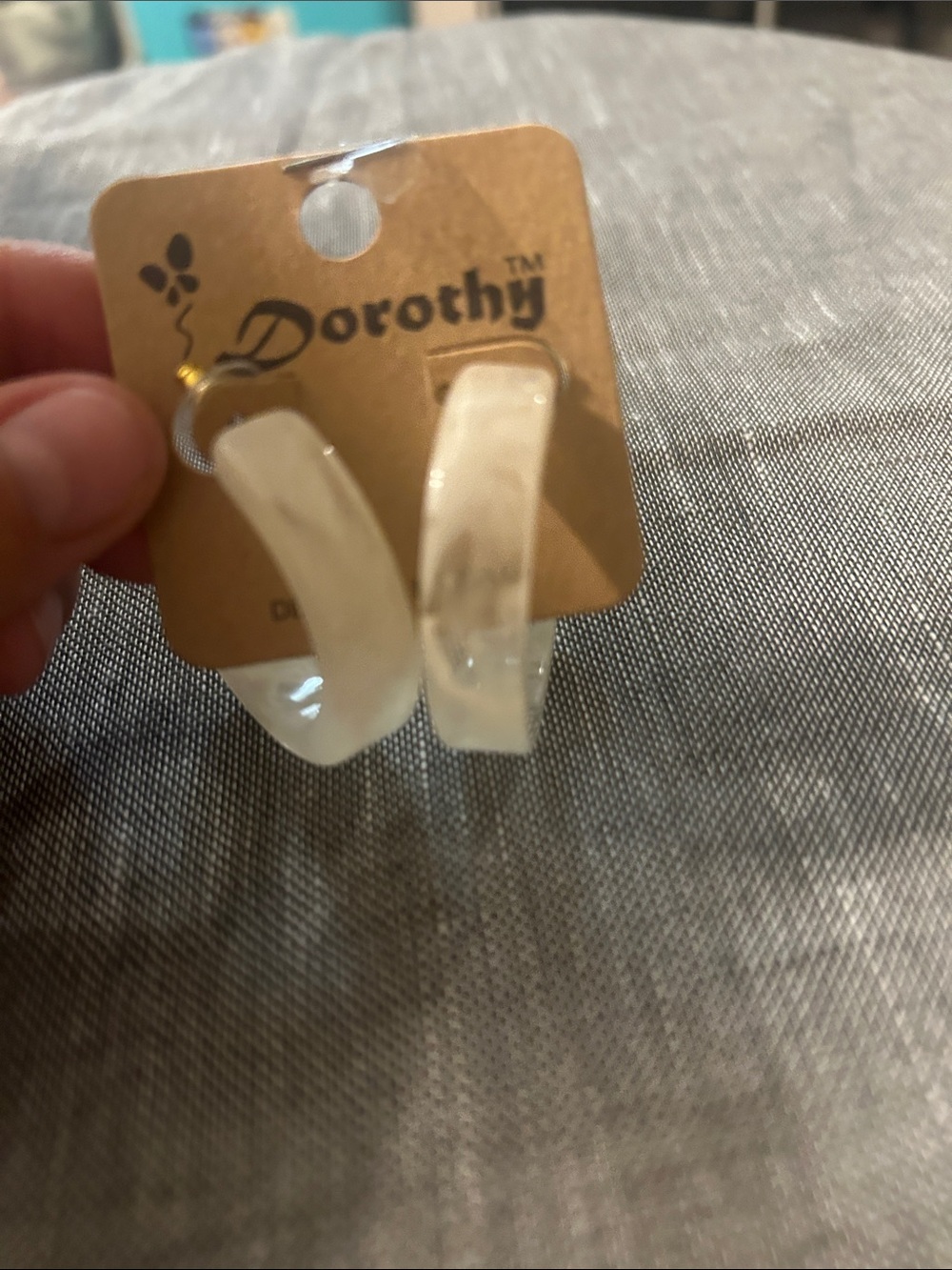 Dorothy Cream Resin Hoop Earrings – Lightweight Women's Hair Accessory